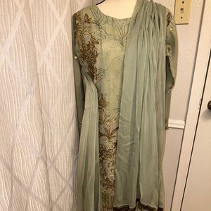 Pakistani Indian Olive Green Beautiful Embroidered Desighner Custom Made Suit.